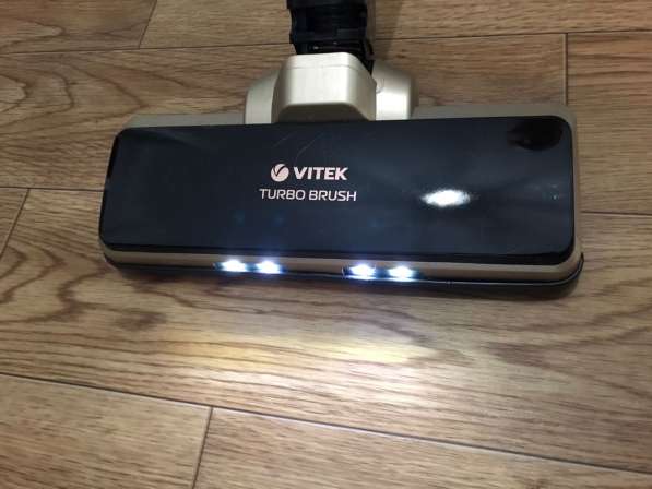 Новый пылесос VITEK VT-8140