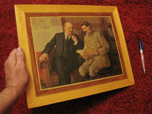 Ленин и Сталин (картина на дереве) в 
