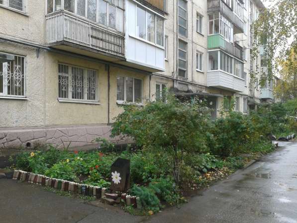 Продам 2-х комнатную квартиру на берегу пруда в Ижевске