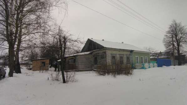 Продам дом в центре село Пятовск. Просторный