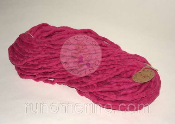 Толстая пряжа ручного прядения цвет №5 ФУКСИЯ в