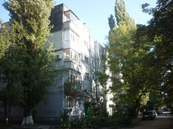 Продам трёхкомнатную квартиру в Таганроге в Таганроге