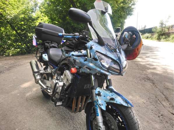 Продам yamaha fzs1000 2001