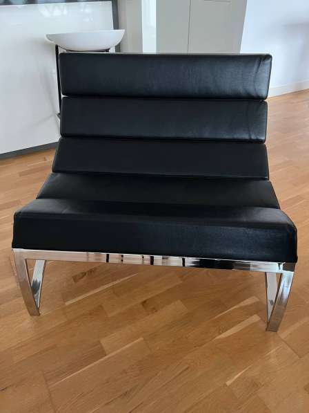 Продам стул черный маленький, 300 AED в фото 4