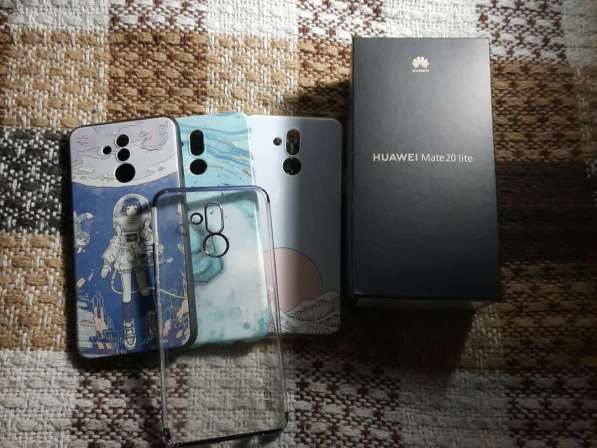 Телефон Huawei mate 20 lite