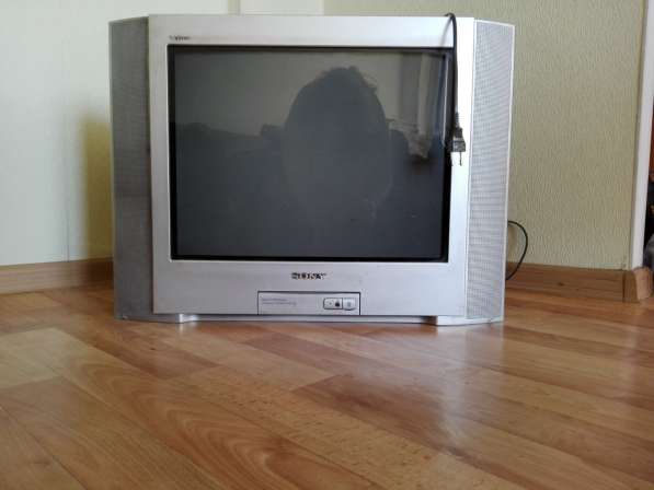 Телевизор Sony, диагональ 50 см в хорошем рабочем состоянии