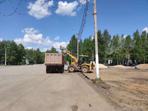 Услуги экскаватора-погрузчика, самосвалов 6-20м3 в Севастополе