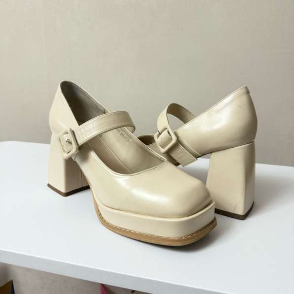 Туфли Мэри Джейн