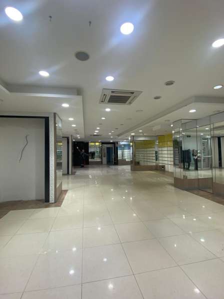 Сдам в аренду торговое помещение в Нефтеюганске фото 8