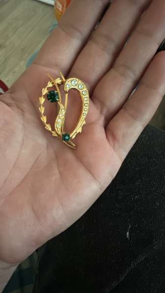 Часы и броши СССР в Москве