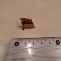 Значок. Армения. ARMENIA (флаг Республики),желт. тяж. мет, в г.Ереван