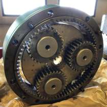 Brevini RPR3067DCT 126 IEC Редуктор поворота Италия, в Москве