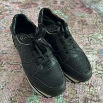 Кроссовки женские, в Москве