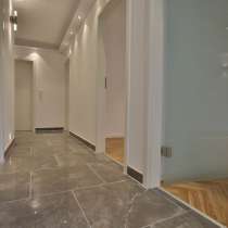 Отремонтированная квартира, в парке, в Мюнхене, в Санкт-Петербурге