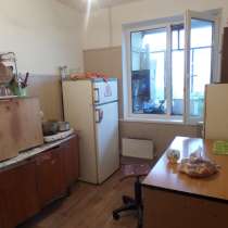 Продаётся двухкомнатная квартира, в Екатеринбурге