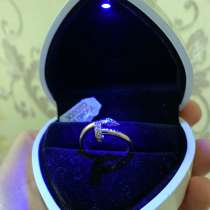Продается золотое кольца в стиле Cartier, в Махачкале