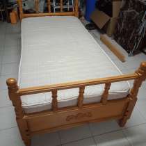 Продам деревянную кровать б/у, в Геленджике