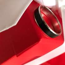 Кольцо с чёрной эмалью, в Москве