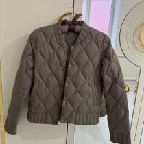 Куртка. Почти новая. За 2500, в Грозном