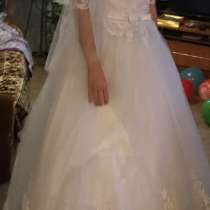 Свадебное платье + шубка, в Санкт-Петербурге