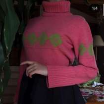 Розовый свитер, в Санкт-Петербурге