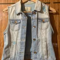 Жилетка Zara, в Москве