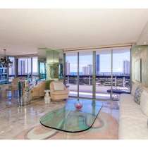 Угловая квартира в престижном кондоминиуме, в г.Aventura