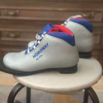 Продажа. Лыжные ботинки, в Дмитрове