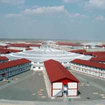 Вахтовый поселок на нефтяном месторождении, в Москве