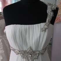 Свадебное платье с завышенной талией, в Симферополе