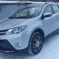 Продам Toyota RAV4, кроссовер, 2015 г, в Вологде