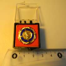 Значок.(Kompas - Компас),тяж. мет., цанга, в родной коробке, в г.Ереван