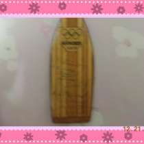 Сувенирное весло и клюшка с автографами, в Москве