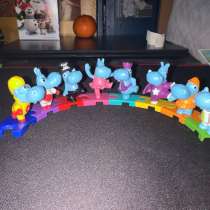 Коллекционные фигурки Kinder THE HAPPOS FAMILY, в Москве