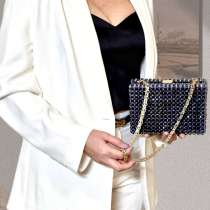 ?Сумка клатч из хрустальных бусин с атласной подкладкой, в Москве