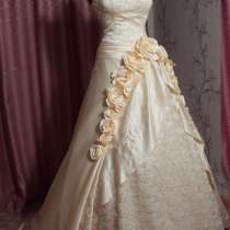 Оригинальное свадебное платье, в Симферополе