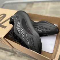 Кроссовки Adidas Yeezy 700, в Невинномысске