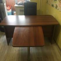 Продам стол директора, в Томске